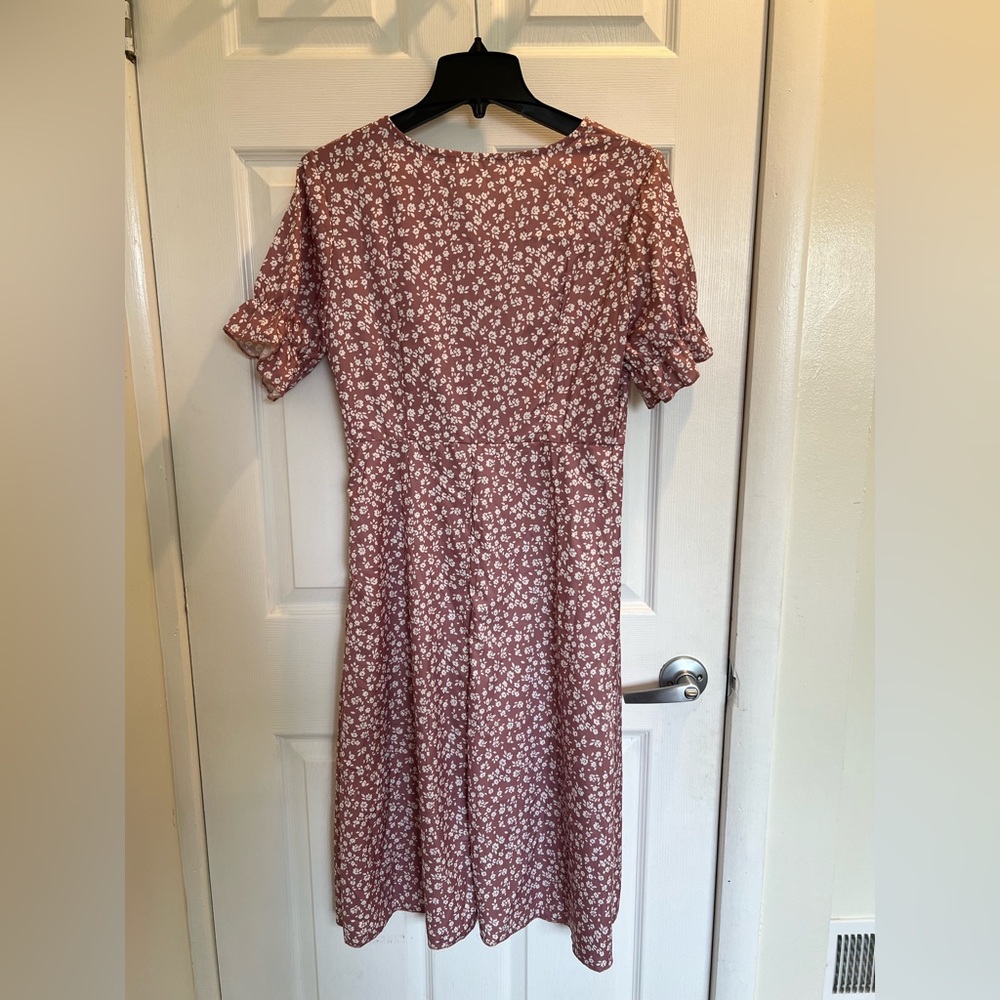 Flowy Ruched Boho Dress - Picture 3 of 8